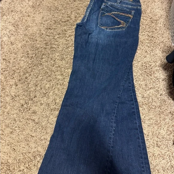 Silver Akio Flood Blue Women's Jeans - Picture 2 of 6